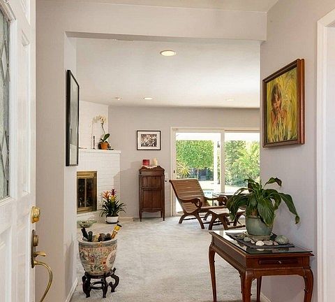 5th image of 9340 Langdon Ave