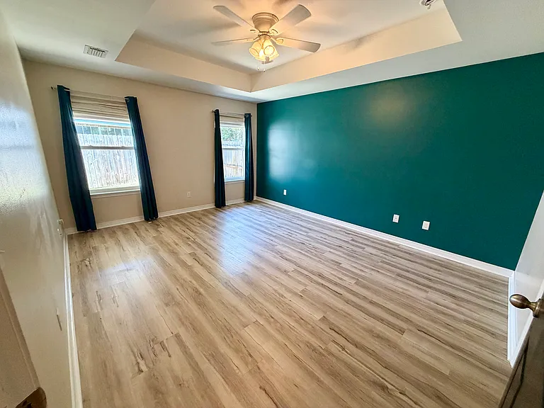 500 Baywood Ct — Photo 12