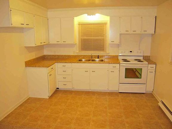Fully Renovvated Kitchen