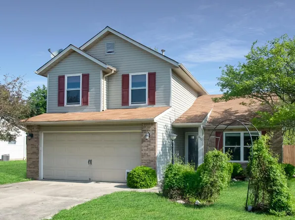 690 Bluebird Ln, Cincinnati, OH 45244