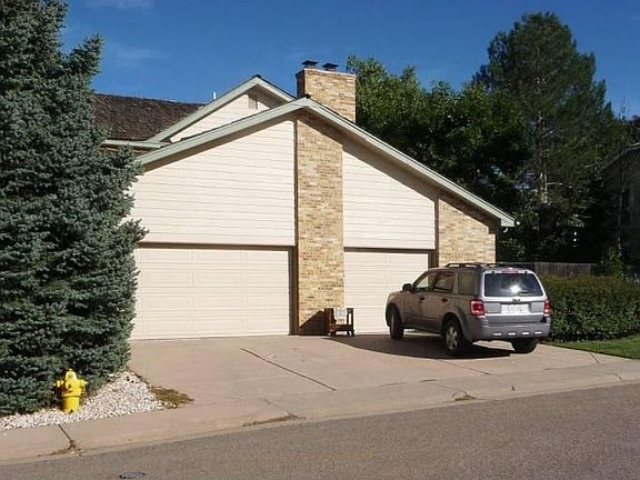 Side load 3 car garage