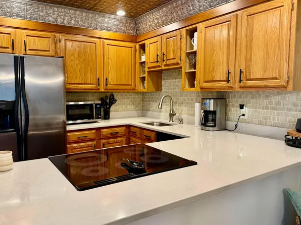 1555 Lafayette Dr APT B, Upper Arlington, OH 43220