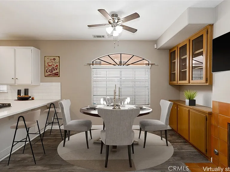 1403 W Santa Cruz St — Photo 3