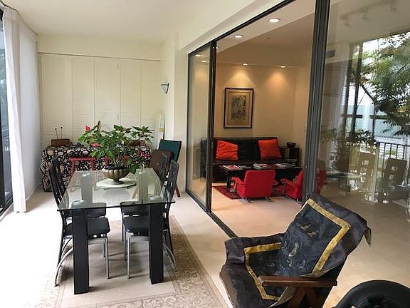 Dining lanai