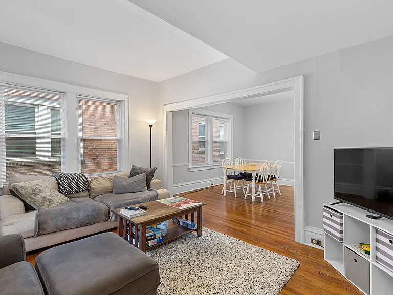 6615 Kingsbury Blvd — Photo 5