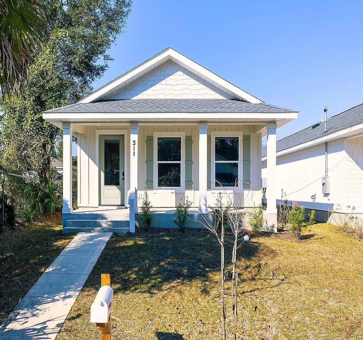 3 bed, 1528 sqft, $925 — Photo 1