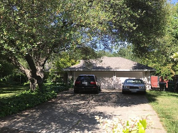 3rd image of 6136 Caliente Ct