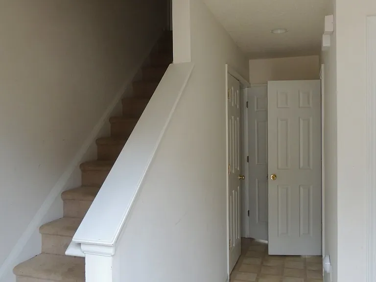 6115 Patric Alan Ct — Photo 3