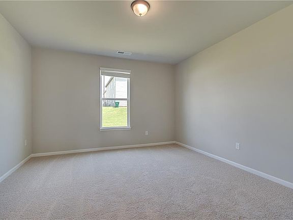 4th image of 105 Blessing Brook Way