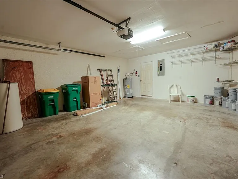 430 Saint Andrews Blvd #6 — Photo 17