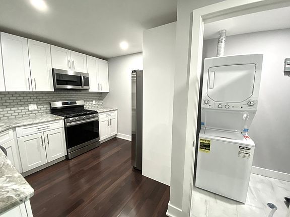 5th image of 929 Marlborough St #28