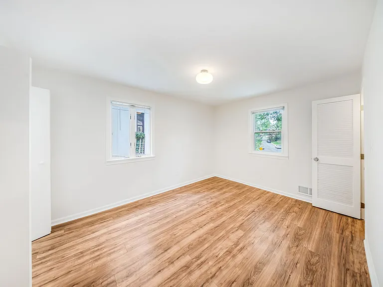 2933 Arizona Ave NW — Photo 18
