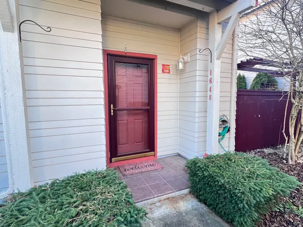 1648 Hamlet Ln, Eugene, OR 97402