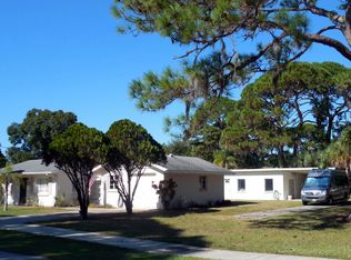 2141 Brueckner Dr, Sarasota, FL 34231