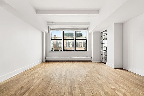 1st image of 161 Grand St #7B