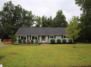 2 Monarch Pl, Taylors, SC 29687