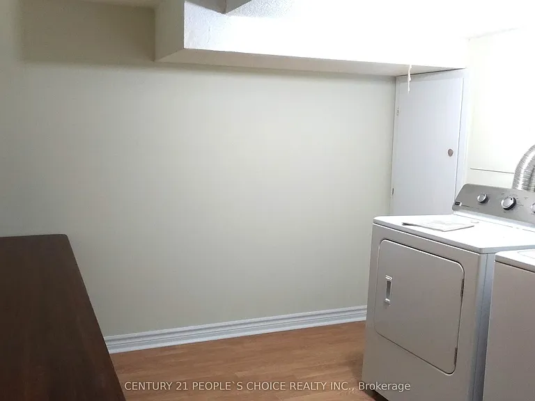 31 Pinecone Dr #BASEMENT — Photo 21