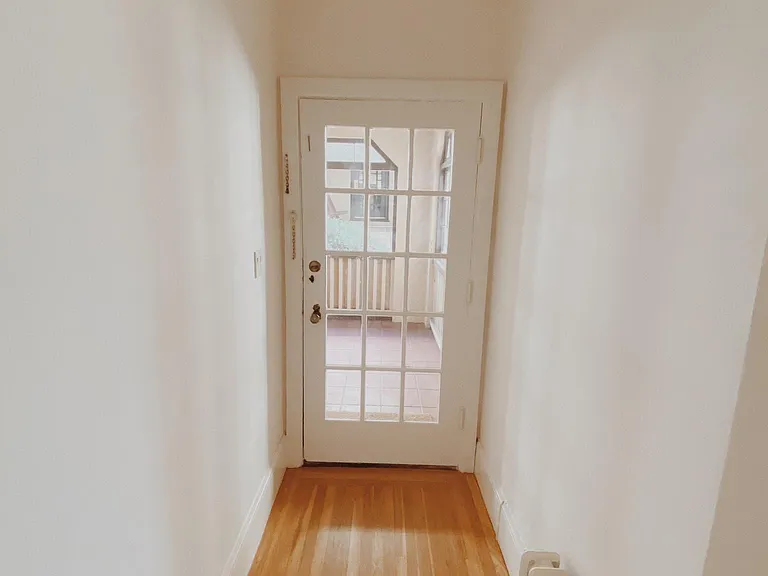 816 York St #816 — Photo 8