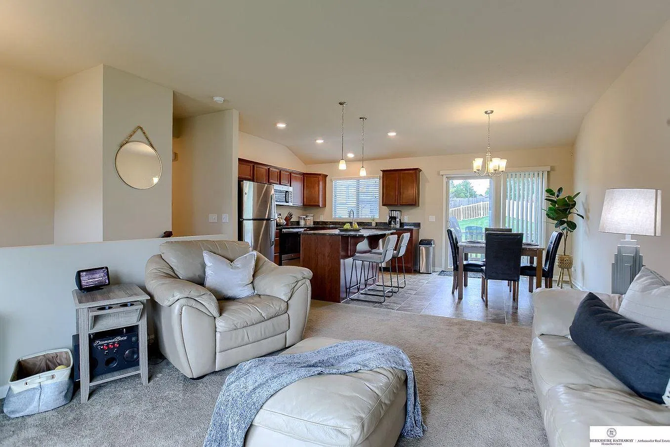 3 bed, 1516 sqft, $1,950 — Photo 4