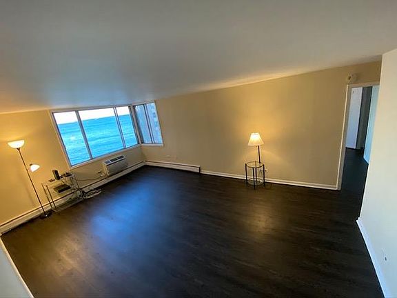 Living room with Lake view!