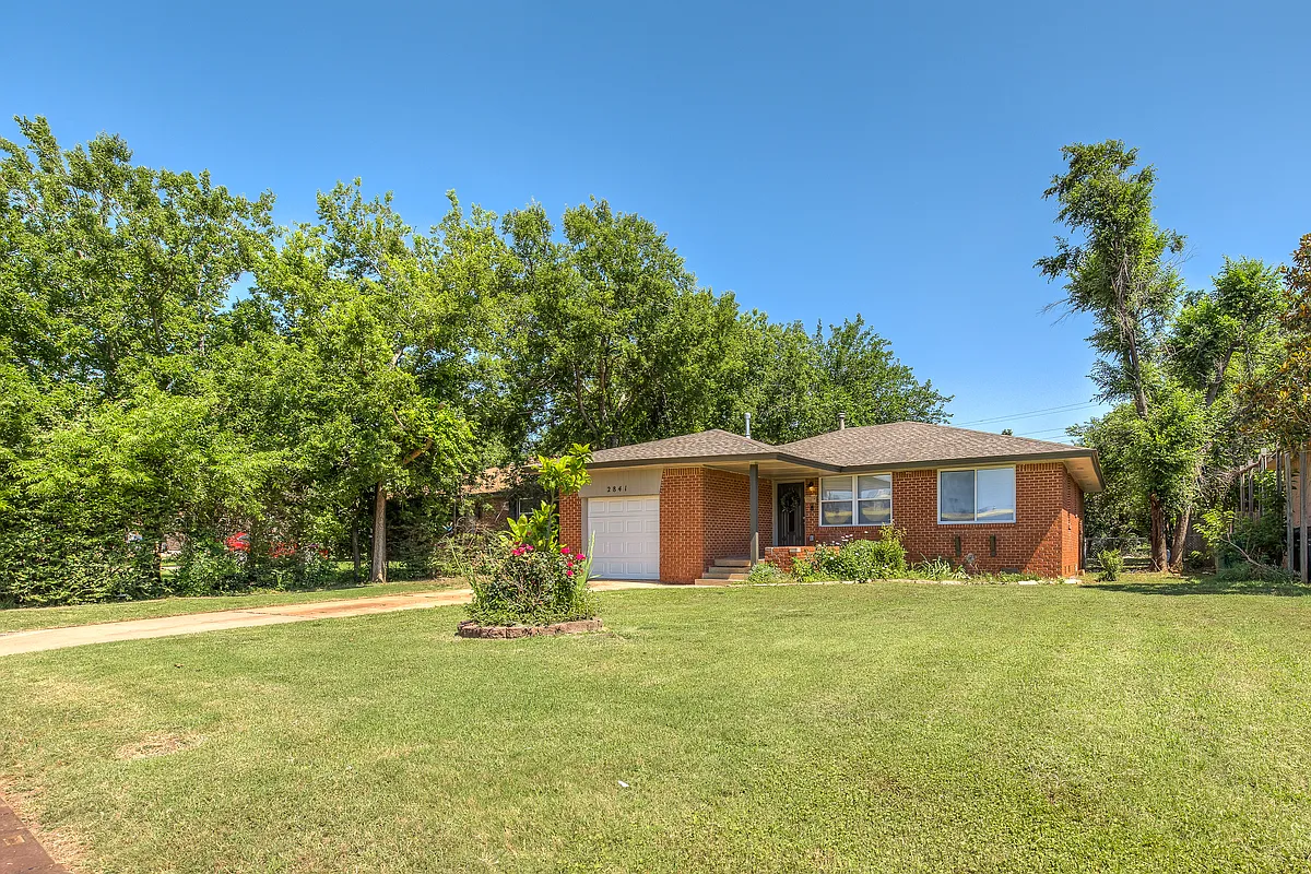 Building Photo - 2841 Cambridge Ct