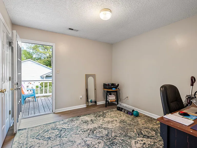 655 Balfour Rd — Photo 11