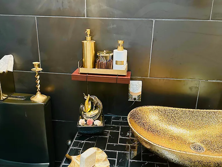 2082 Lakeshire Dr — Photo 10