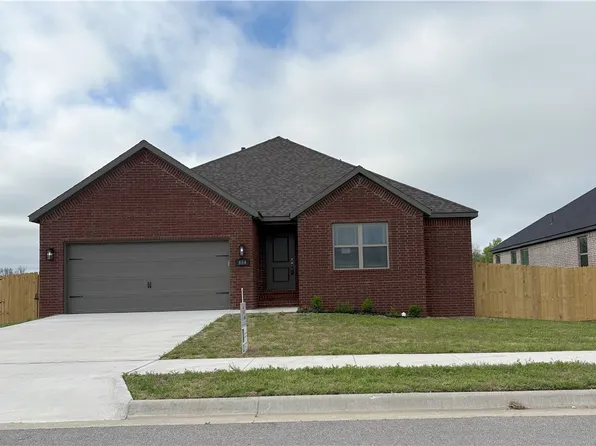 804 W Ramsey Dr, Siloam Springs, AR 72761