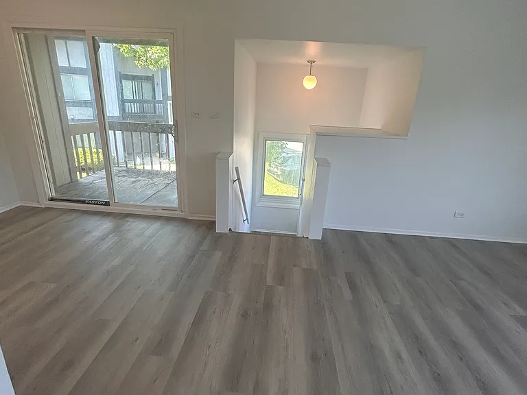 712 Marina Ct #1 — Photo 6