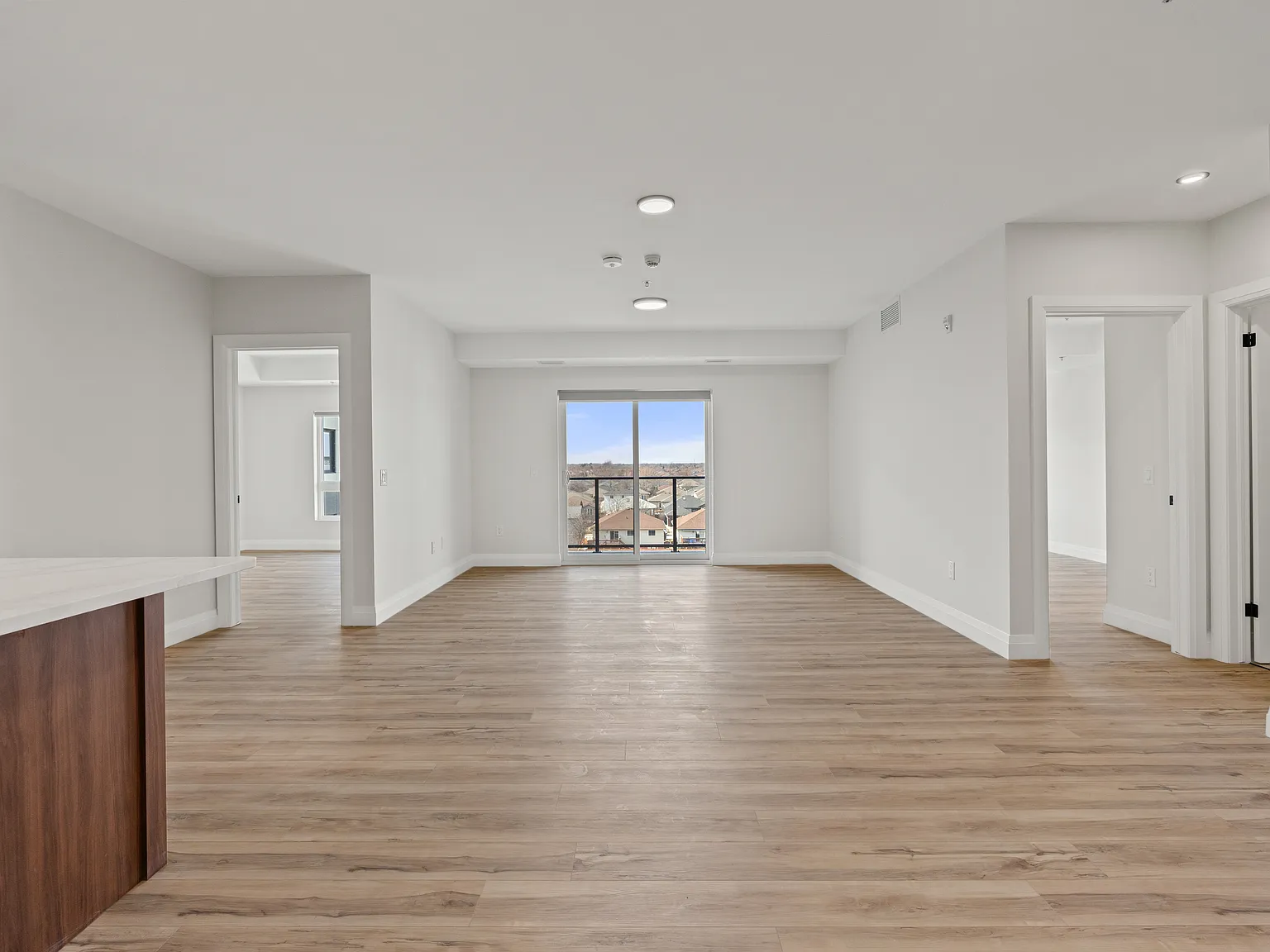 2 bed, 1219 sqft, $2,475 — Photo 4