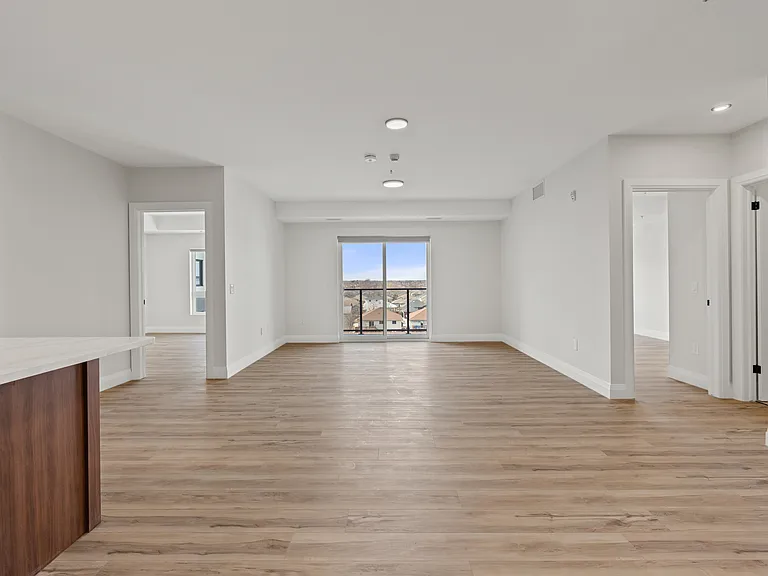 4775 Walker Rd #514 — Photo 4