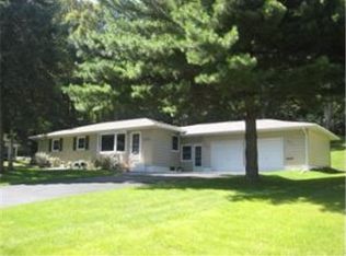 346 24th St NE, Rochester, MN 55906