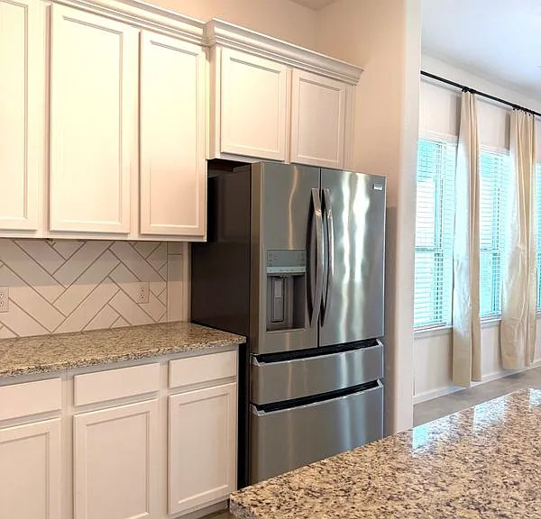3715 Rock Ledge Dr — Photo 10