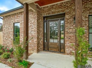 11922 Pendarvis Ln, Walker, LA 70785