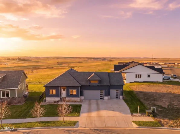 1924 Granite Rd, Watford City, ND 58854