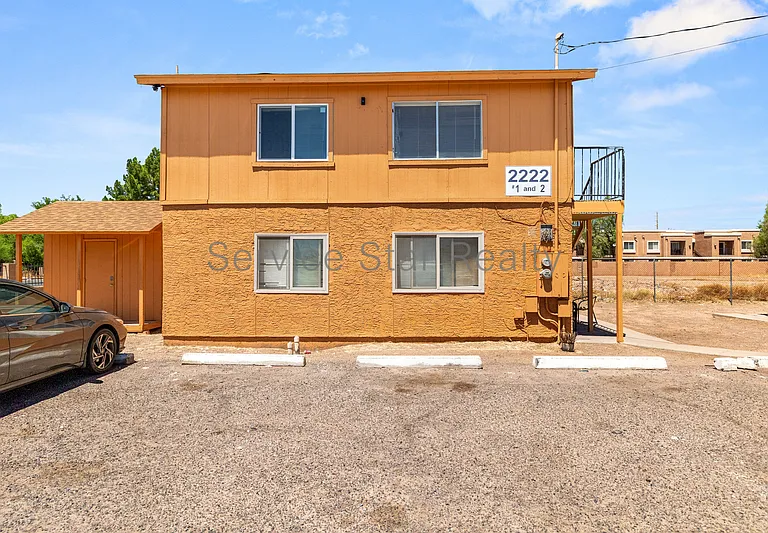 2222 E Pueblo Ave #2 — Photo 1