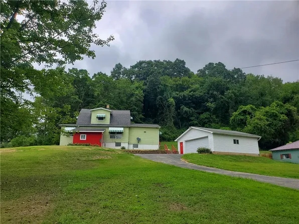 146 Main St, Cadogan, PA 16212