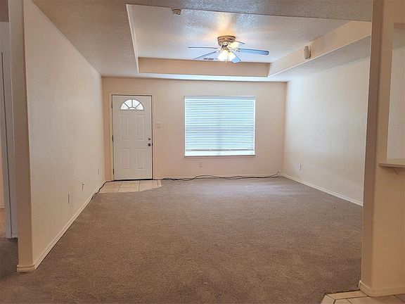 3rd image of 1007 S Wyoming Ave