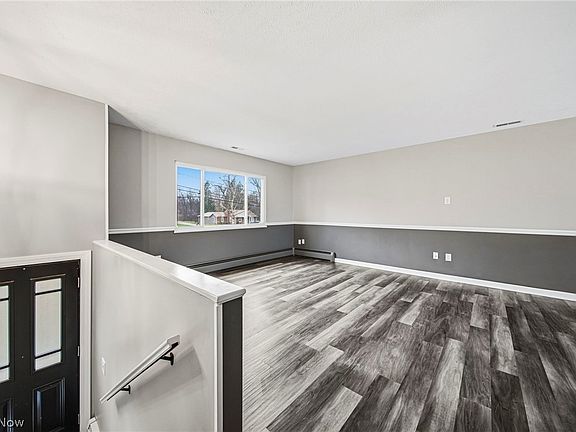 3rd image of 10397 Prouty Rd