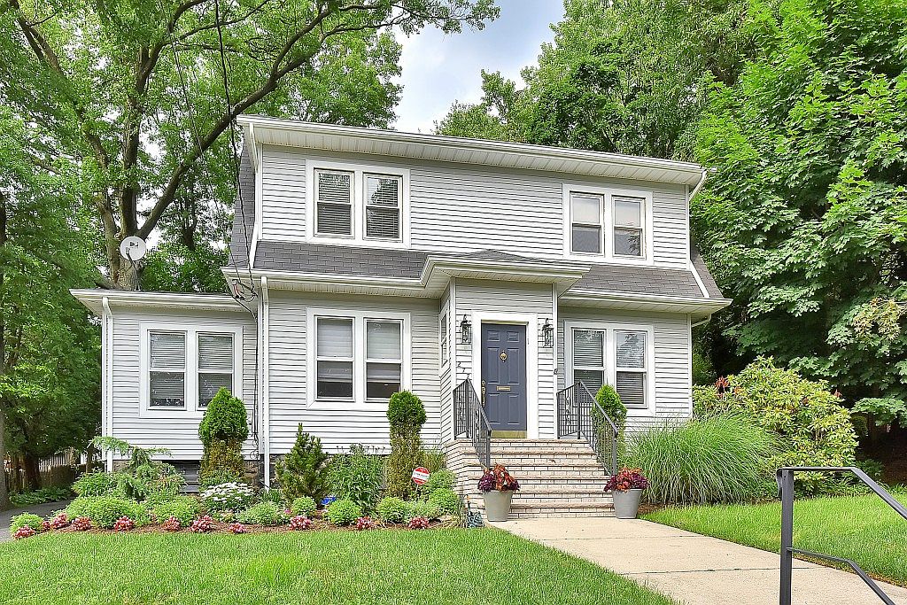 277 Van Nostrand Ave, Englewood, NJ 07631 Zillow