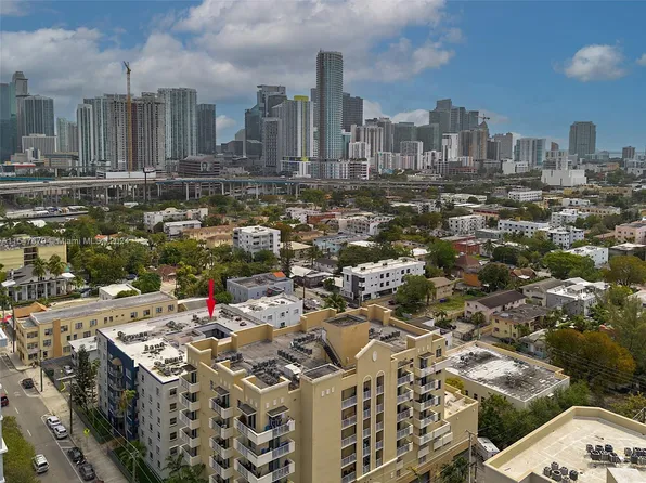 546 SW 1st St APT 504, Miami, FL 33130