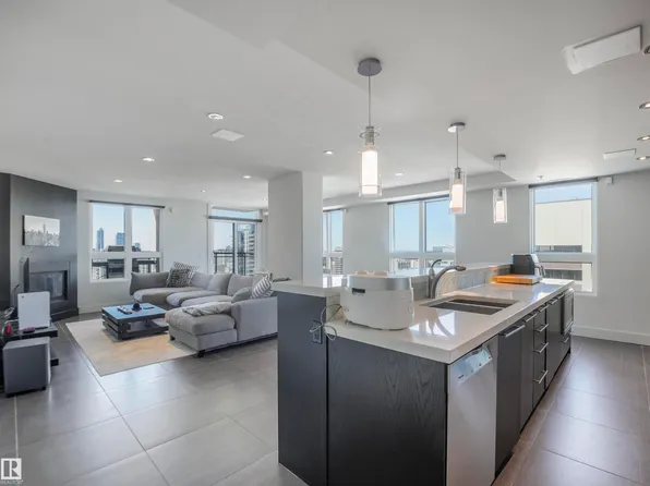 9939 109th St NW #1704, Edmonton, AB T5K 1H6
