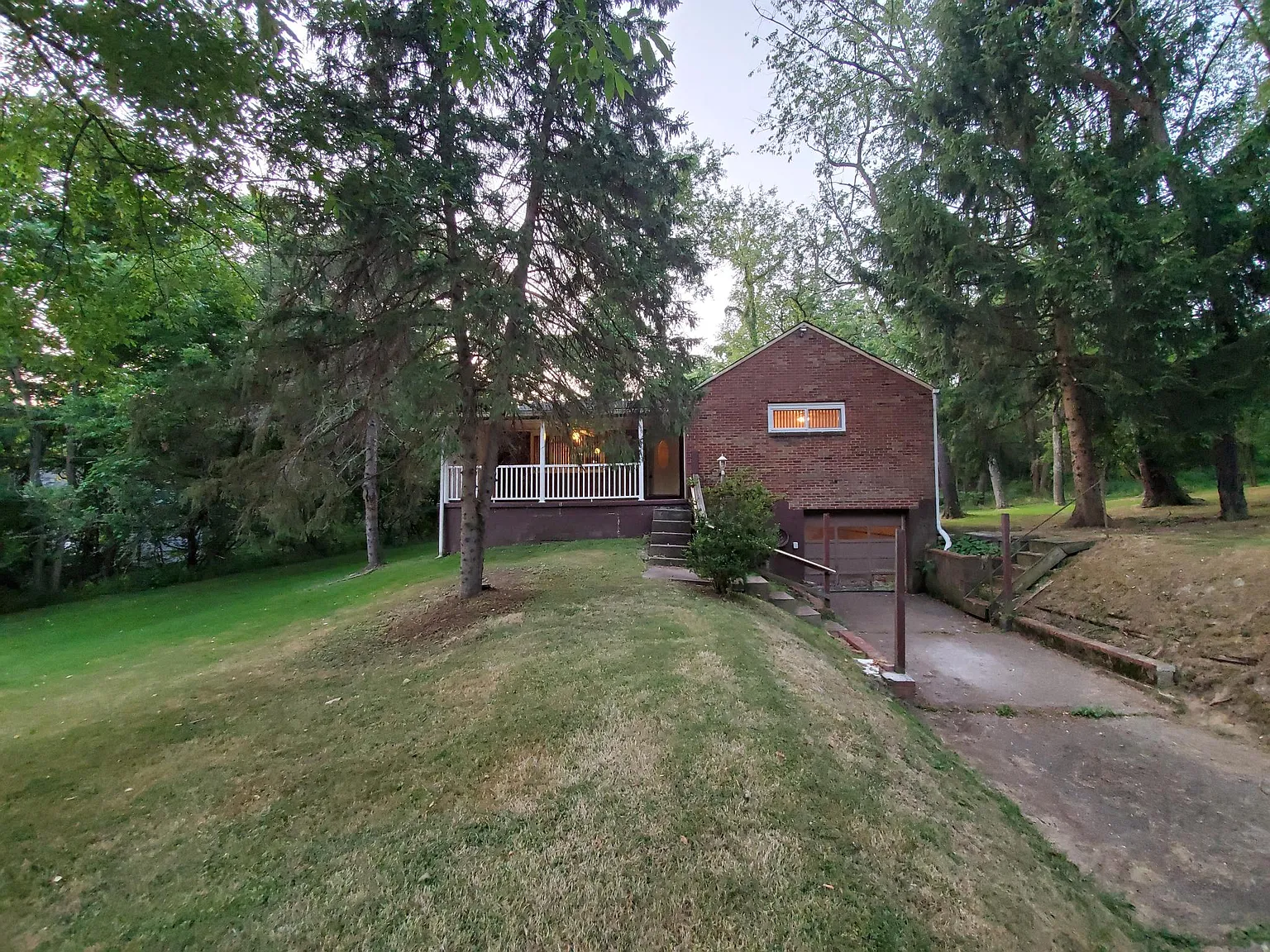 7834 Tyler Rd photo 1
