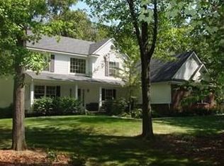 13270 Redmonds Hill Ct, Chelsea, MI 48118