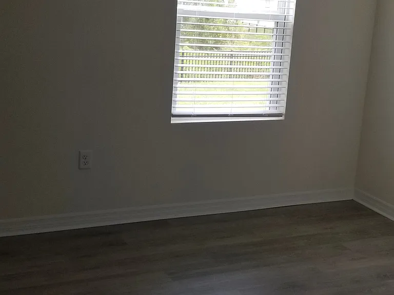1419 Glenrise Ct — Photo 11