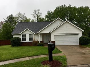 2937 Sherwood Dr, Florissant, MO