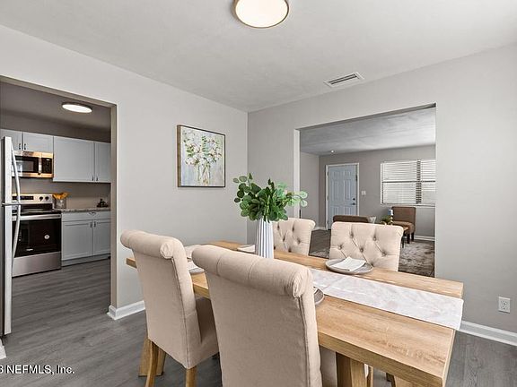 5th image of 6655 Greenfern Ln
