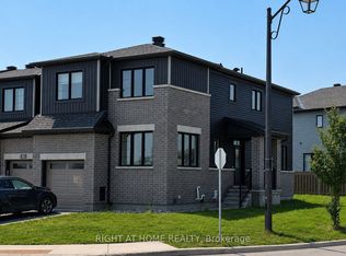 242 Calvington Ave, Ottawa, ON K2T0P9