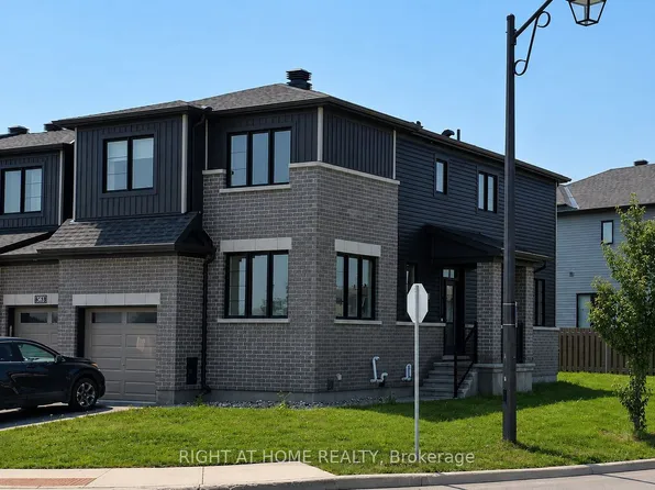 242 Calvington Ave, Ottawa, ON K2T 0P9