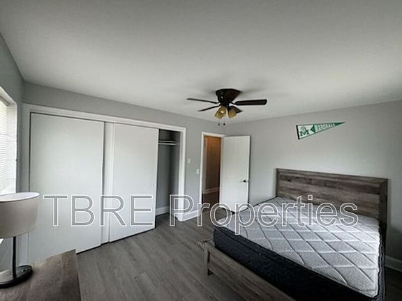 5th image of 1528 6th Ave APT 4